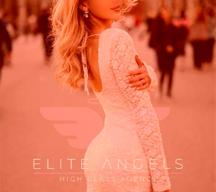 Andrea 3 Calama escort