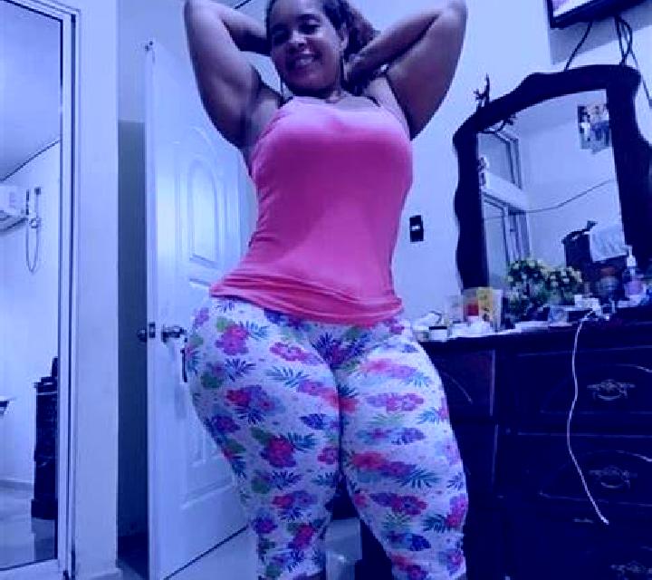 Andrea Yerbas Buenas escort