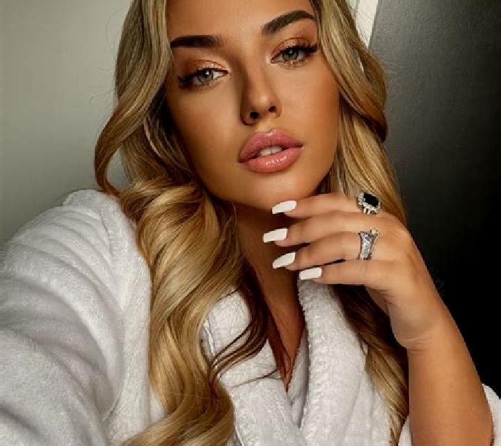 Camila 3 Los Angeles escort