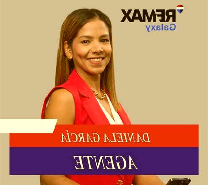 Daniela Coronel escort