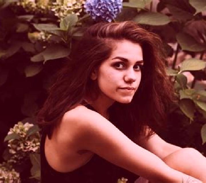 Giulia 3 Constitucion escort