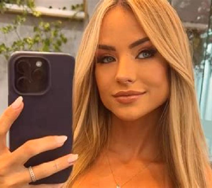 Jade Yerbas Buenas escort