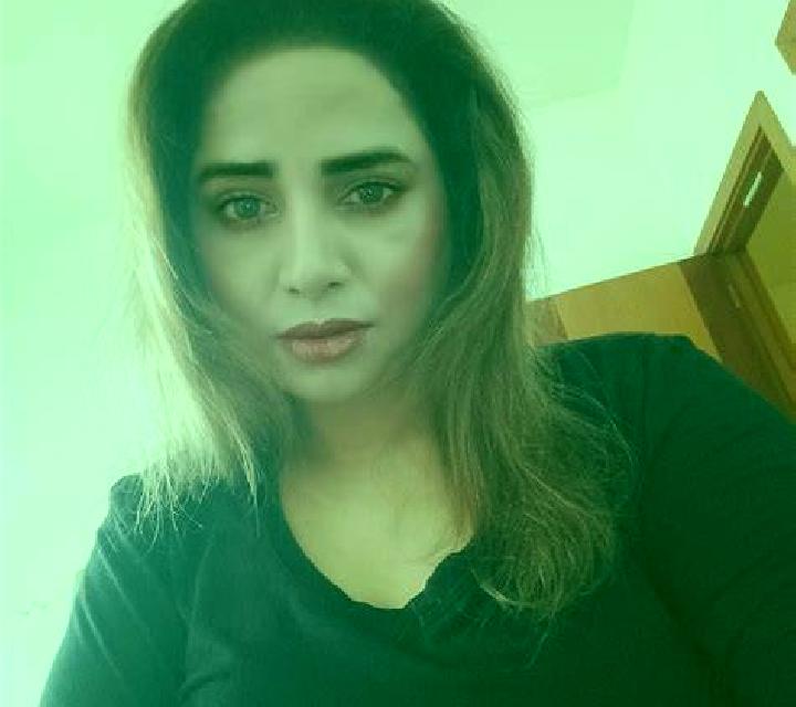 Lola Mejillones escort