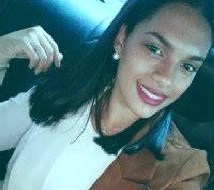 Luna 3 Empedrado escort