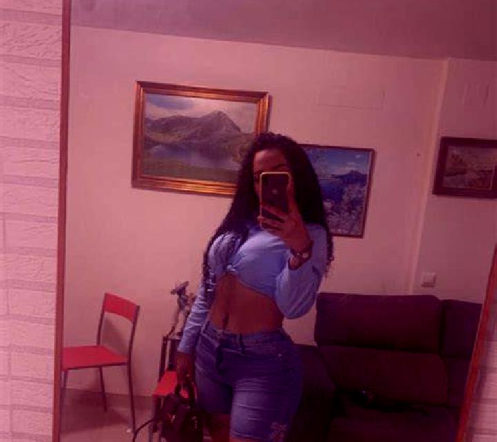 Vicenta Concon escort