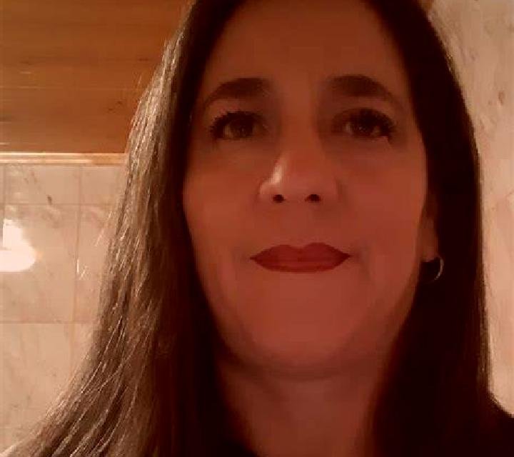 Vicenta Hualane escort